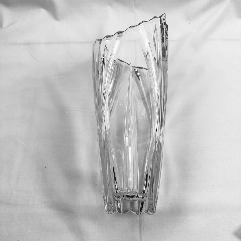 Gorham Esprit Crystal 10" Vase‎ Art Glass Modern Design Clear Decor